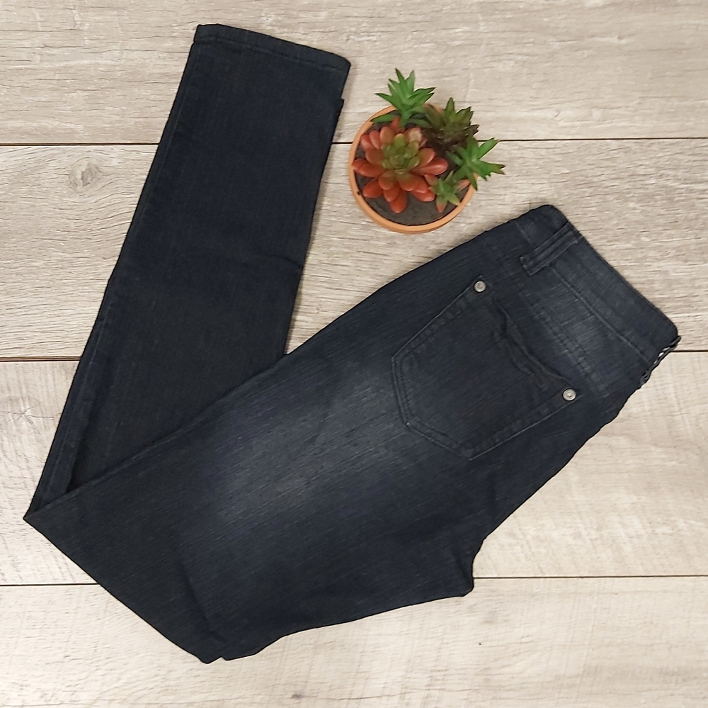🕰 Blue Crush Dark Blue Jeans